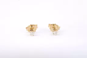 14k Yellow Gold 0.10tcw Diamond Stud Earrings (0.45g.)